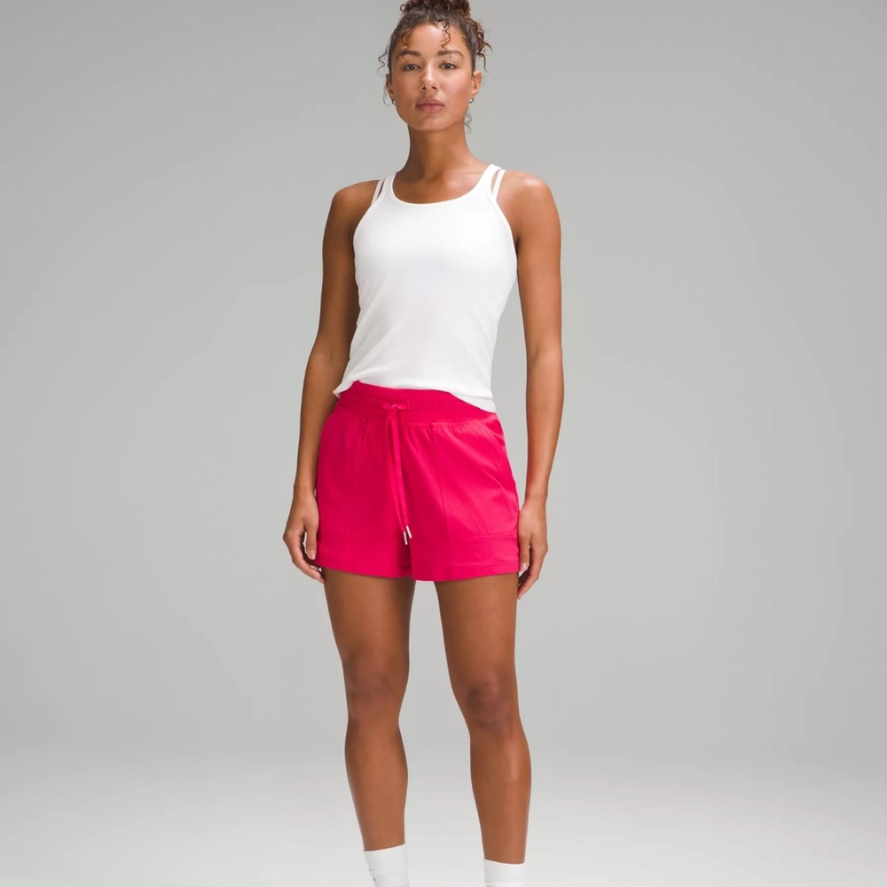 NWT Lululemon Dance Studio High Rise short 3.5”
